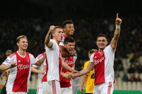 爱游戏娱乐网站 -清晨足总杯焦点战，法兰克福状态回暖，信心回归，团队化学反应显著 